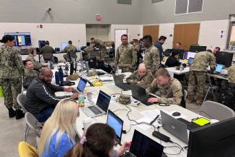 West Virginia Guard, DISA lead US-Romanian cyber team in exercise