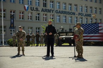 Polish prime minister visits USAG Poland